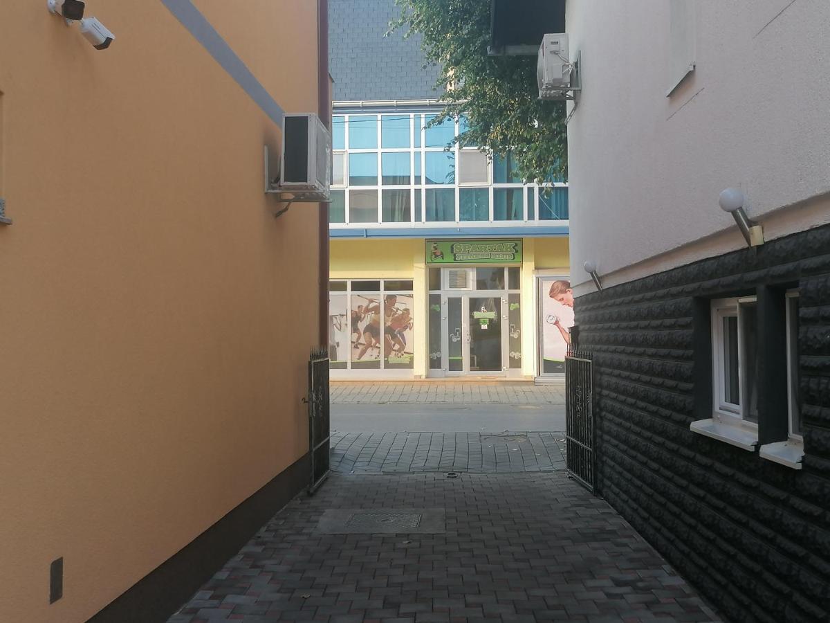 Apartment Kapetanovic Bosanski Samac Exterior foto