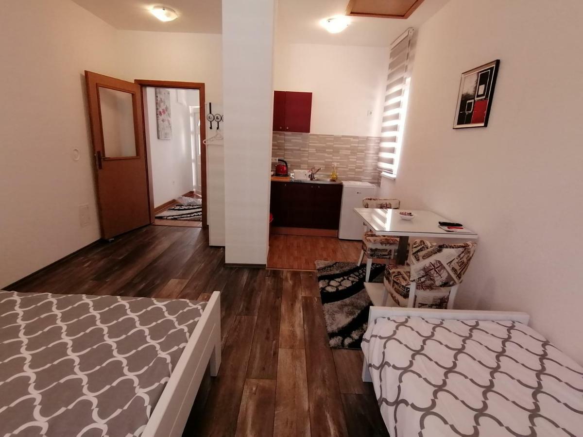 Apartment Kapetanovic Bosanski Samac Exterior foto